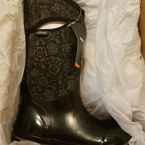 Women's Bogs Plimsoll Tall Black Floral 7